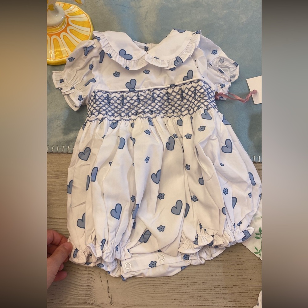 Super cute!!!!! Bubble for baby girl